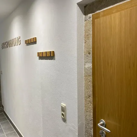 Ostrau, Neues Bad, Neue Kueche, Zentral, Ruhig, Sandstein-ferien, Terrasse Apartment