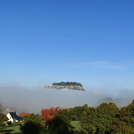 Ostrau, Neues Bad, Neue Kueche, Zentral, Sandstein-ferien, Gemeinschaftsterrasse Im Eg * Königstein an der Elbe