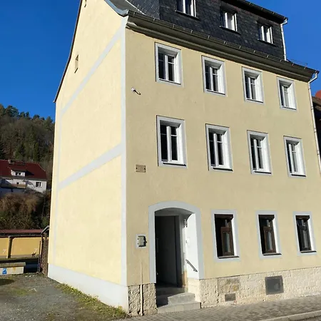 Apartment Ostrau, Neues Bad, Neue Kueche, Zentral, Ruhig, Sandstein-ferien, Terrasse